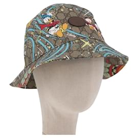 GUCCI GG Supreme Disney Donald Duck Mütze aus PVC Beige Auth BA13368SM