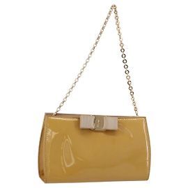 Salvatore Ferragamo Vara Ribbon Chain Bag Patent leather Beige Gold Auth bs35603