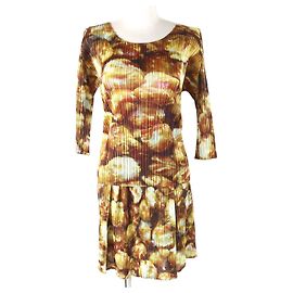 Issey Miyake Conjunto de camiseta y minifalda con estampado Popcorn PLEATS PLEASE