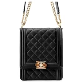 Borsa a tracolla Chanel Boy in agnello