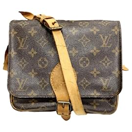Borsa a tracolla Louis Vuitton Monogram Cartouchiere MM