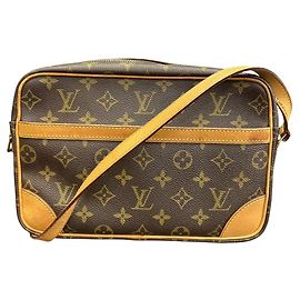 Borsa a tracolla Louis Vuitton Trocadero 27