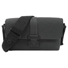 Borsa Messenger Louis Vuitton Taurillon Monogram S Cape