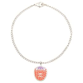 Pulsera Charm Chanel Coco Mark Motivo Fresa