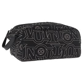 LOUIS VUITTON LV Snow Dopp Kit Bolso de Mano de Nylon Negro M21435 LV Auth BA13321SM