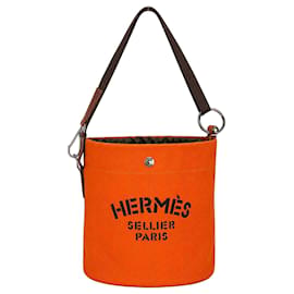 Hermès Sac de Pansage Grooming Bucket Bag Orange Herringbone Canvas – Prodotto in Francia