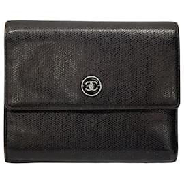 Cartera de cuero de doble pliegue Chanel