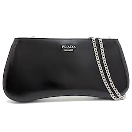 Borsa a tracolla in pelle nera Prada Sydney