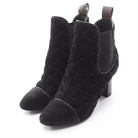 Louis Vuitton Monogram Stiefel