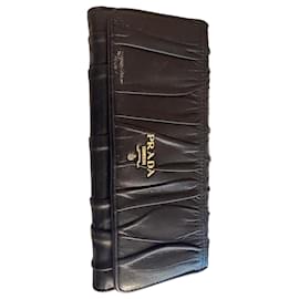 Prada pleated black leather wallet