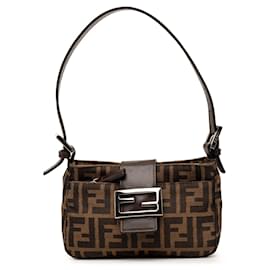 Fendi Schultertasche aus braunem Zucca Canvas