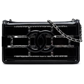 Chanel Boy Brick Horizontal Flap in vernice nera e impreziosita da cristalli acrilici