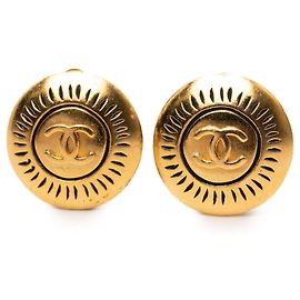 Orecchini Chanel Gold CC placcati oro tondi con clip