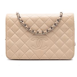 Portafoglio con catena Chanel Beige CC in agnello trapuntato a diamante
