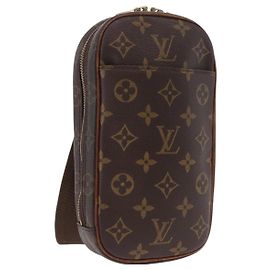 LOUIS VUITTON Monogram Pochette Gange Shoulder Bag M51870 LV Auth 185622