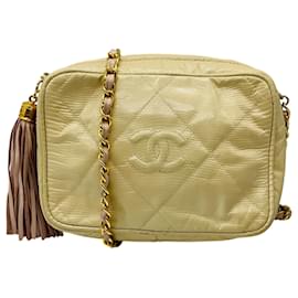 Borsa a tracolla Chanel Vintage Beige CC Logo in pelle trapuntata goffrata con tracolla a catena e dettaglio con nappa