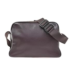 Louis Vuitton Reporter Taiga Leather PM