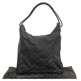 Bolso de hombro Gucci GG de nailon y cuero