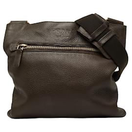 Borsa a tracolla in pelle marrone scuro Prada