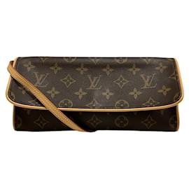 Louis Vuitton Pochette Twin GM Monogram Canvas