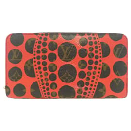 Louis Vuitton Monogram Pumpkin Dot Zippy Wallet