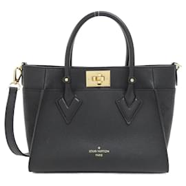 Louis Vuitton On My Side PM Handtasche