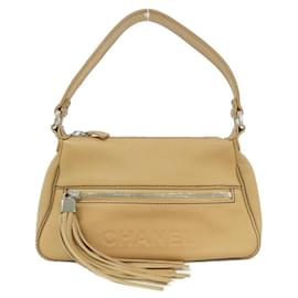 Borsa a tracolla Chanel 23053 in pelle beige