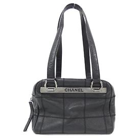 Borsa a tracolla Chanel 26134 in pelle di vitello granulata nera