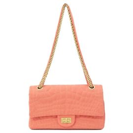 Bolsa de ombro Chanel em lona rosa