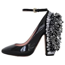 Rochas Décolleté in vernice Fall 2015