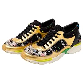 Chanel Chunky Sneaker aus Tweed & Goldleder