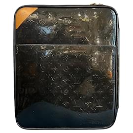 Louis Vuitton Monogram Vernis Pegase 45 Suitcase