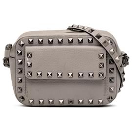 Borsa a tracolla Valentino Gray Pebbled Calfskin Rockstud Flap Pocket Camera Bag