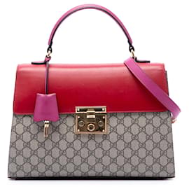 Bolsa Gucci Beige GG Supreme com alça Padlock
