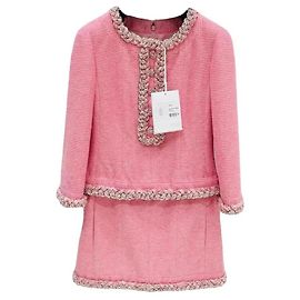 Chanel Rosa Tweed Kleid mit Kristallen
