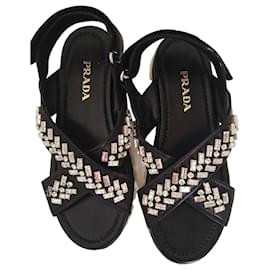 Sandali in pelle Prada Cloudbust con strass