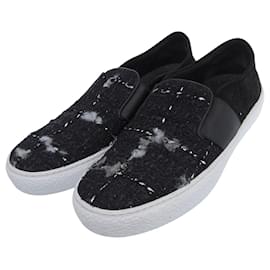 Scarpe slip-on in tweed Chanel