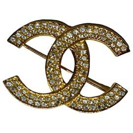 Spilla Chanel CC in Oro con Cristalli