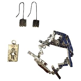 Autre Marque Set di gioielli in argento con pendente bambino e orecchini
