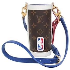 Porta borraccia Louis Vuitton Collaborazione Monogram NBA