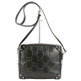 Sac bandoulière GG Embossed Soft Trunk GUCCI