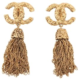 Boucles d'oreilles à clip dorées Chanel