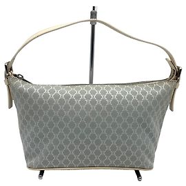 Céline Borsa a Spalla Celine Macadam