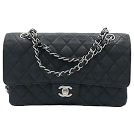 Chanel Classic Flap Bag Medium Pelle Caviar Nera
