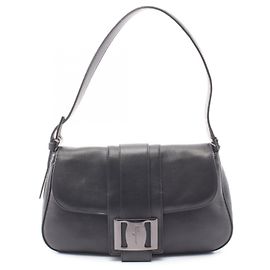 Borsa a tracolla in pelle nera Salvatore Ferragamo
