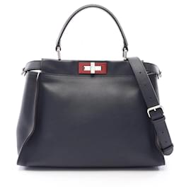 Fendi Peekaboo Regular 2-Way Handtasche