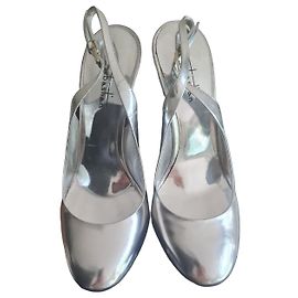 Sebastian Silberne Slingback-Pumps aus Glattleder
