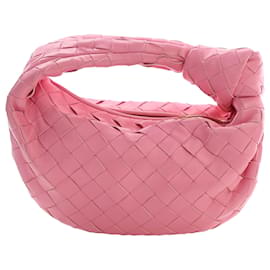Bottega Veneta Mini Jodie in nappa Intrecciato rosa