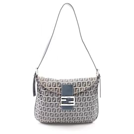 Borsa a tracolla Fendi Mamma Bucket Zucchino