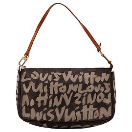 Louis Vuitton Pochette Accessoires Monogram Graffiti